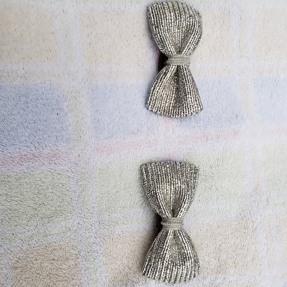 Mid-century Silver Bow Shoe Clips - Picture 5 of 6